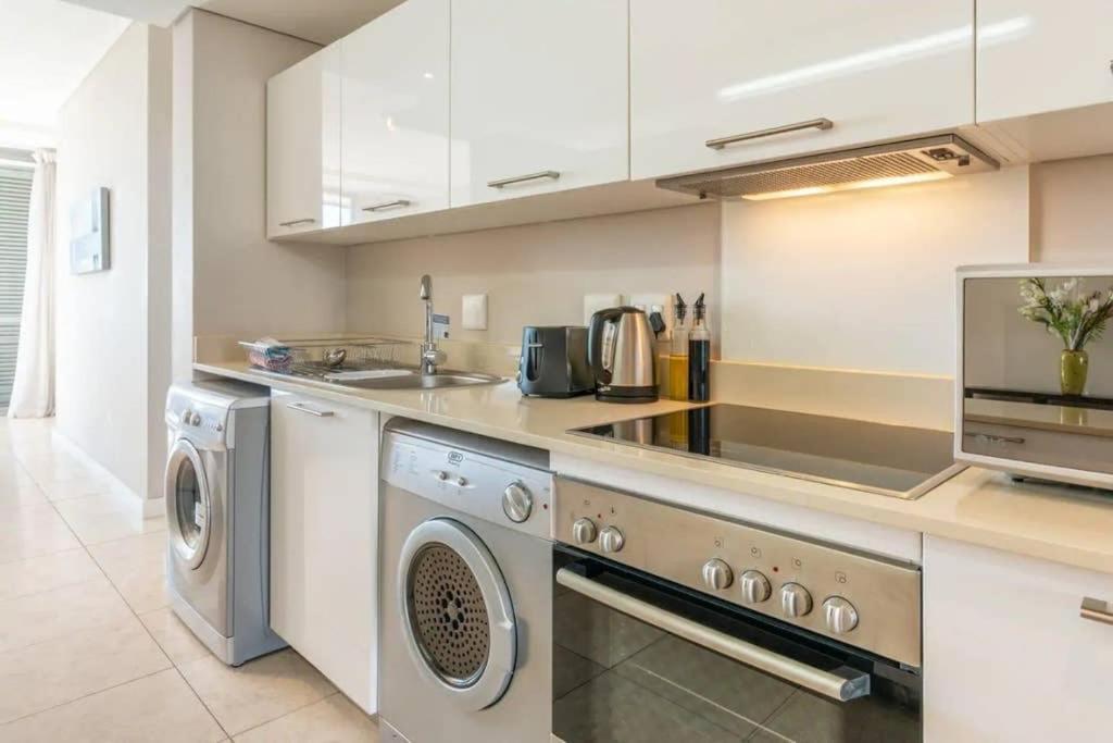 Harbour Bridge 33c Apartment